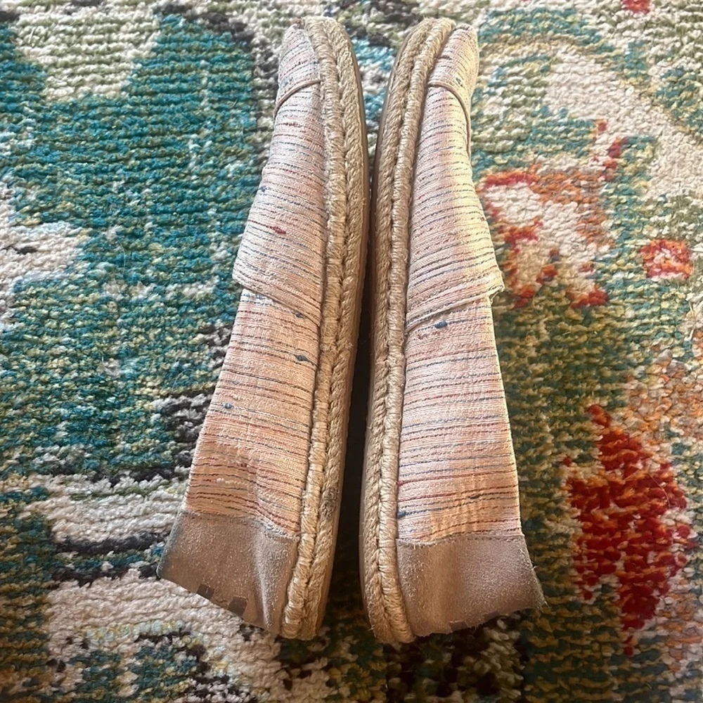 Toms size 9
